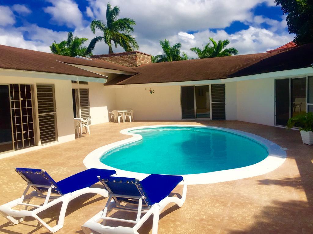 La Casa Feliz Hotell Montego Bay Eksteriør bilde